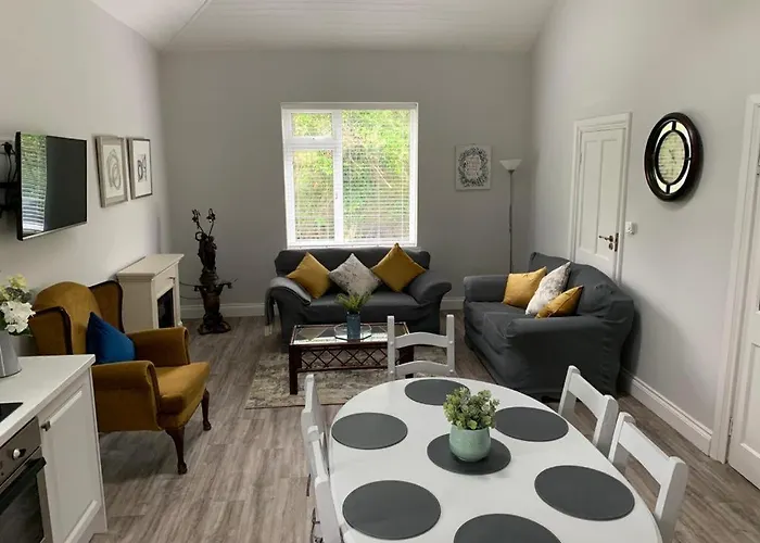 Villa Willow Country