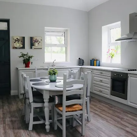 Willow Country Villa *